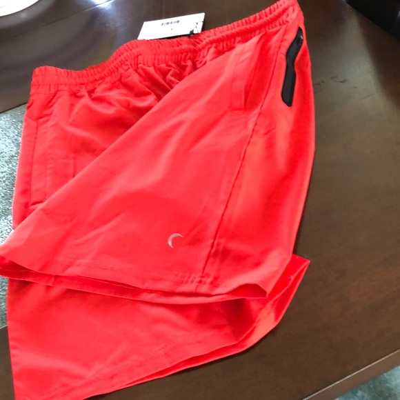 Men’s Zyia shorts - Picture 3 of 3